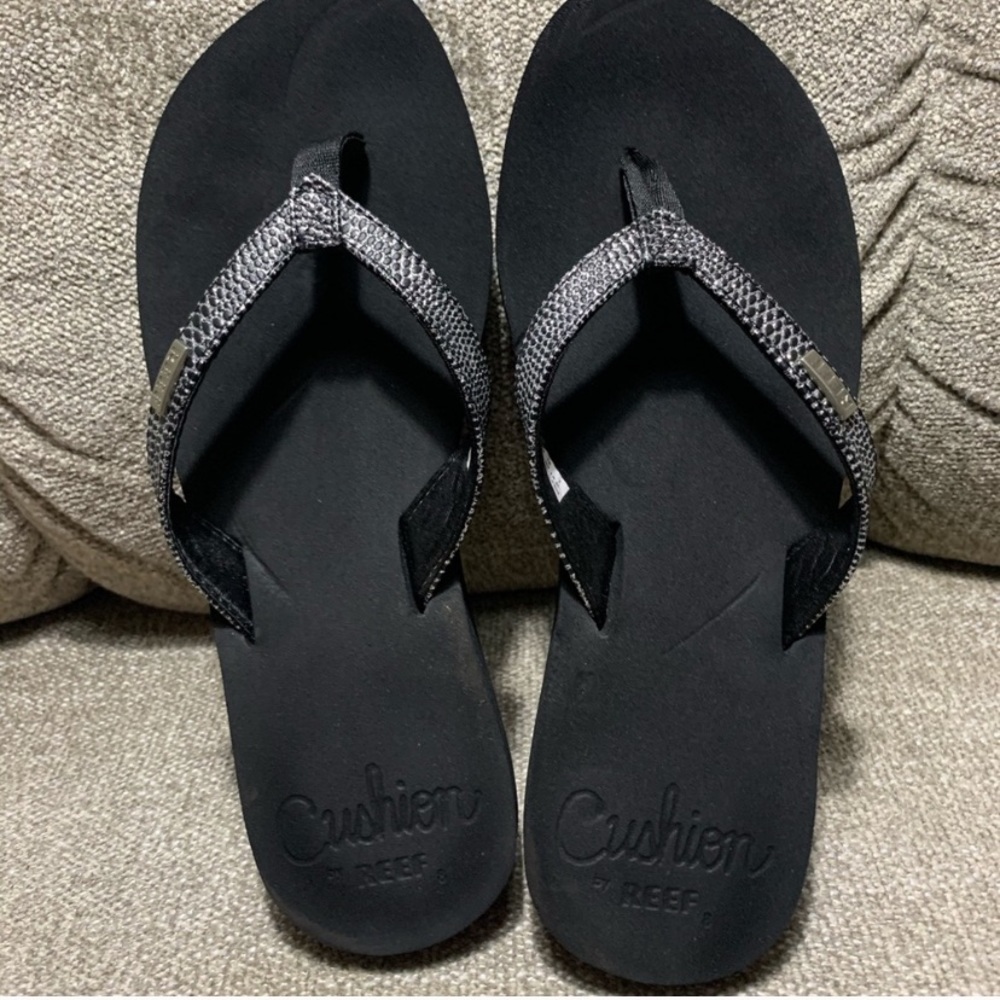 REEF Star Cushion Black Glitter Strap FlipFlops